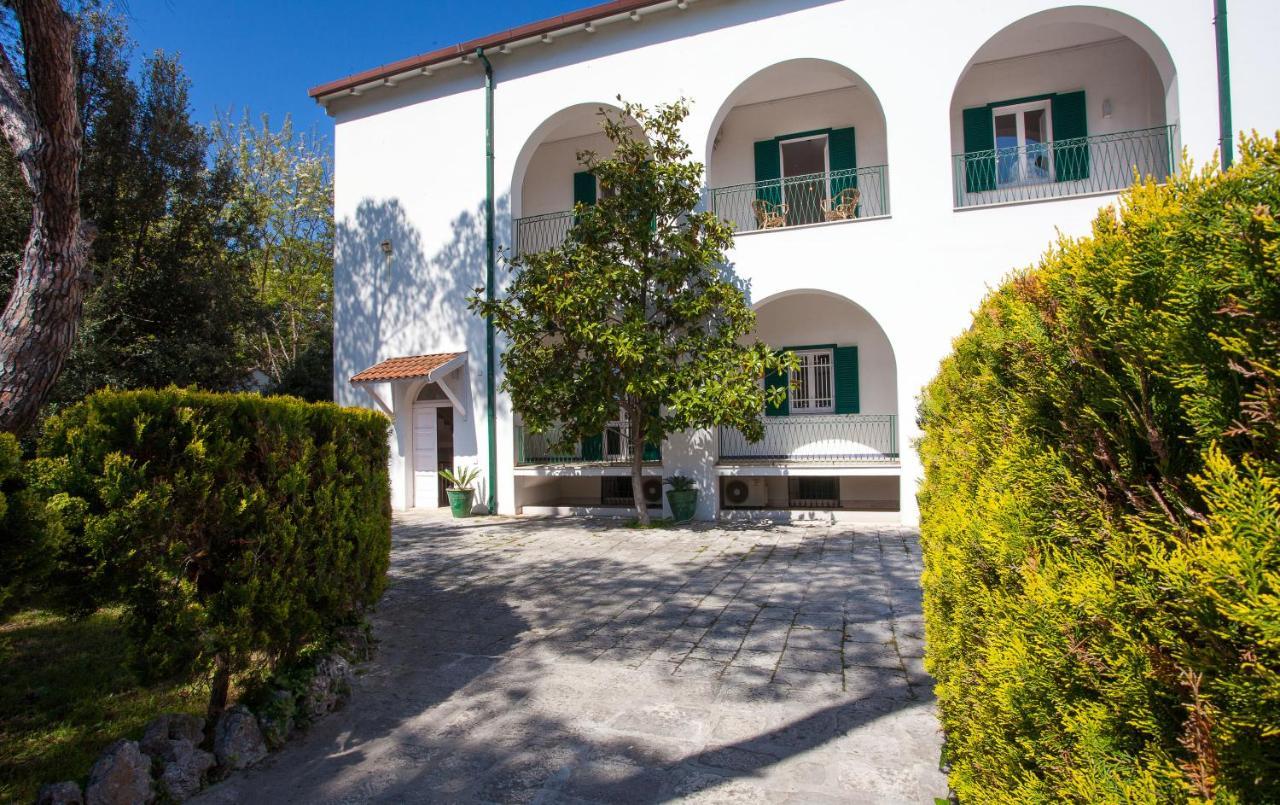 Villa Marta Tarento Exterior foto